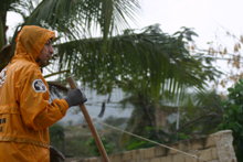 Oprydningsaktiviteter under den korte regntid, medio april 2010.